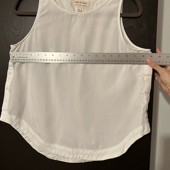 ANTHROPOLOGIE CLOTH & STONE Side Button Scallop tank Sz.M - Picture 8 of 10